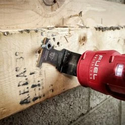 Milwaukee Tools Milwaukee OPEN-LOK 1-3/8" Titanium Enhanced Carbide Teeth Multi-Material Blade 49-25-1521 -Champion Cutting Tool shop 49 25 1521 4