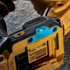 DeWalt Power Tools DeWalt Tool Connect Bluetooth Chip DCE042 -Champion Cutting Tool shop dce042 4 i8luvf88cudf3hly